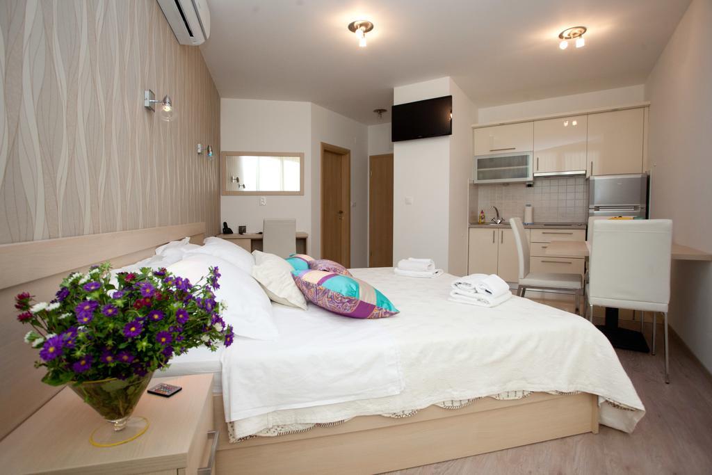 Cro Jet Set Apartments Split Exterior foto