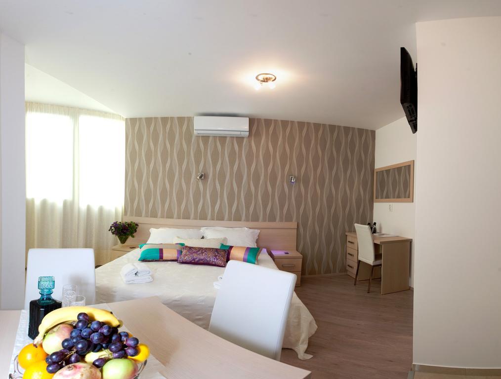 Cro Jet Set Apartments Split Exterior foto