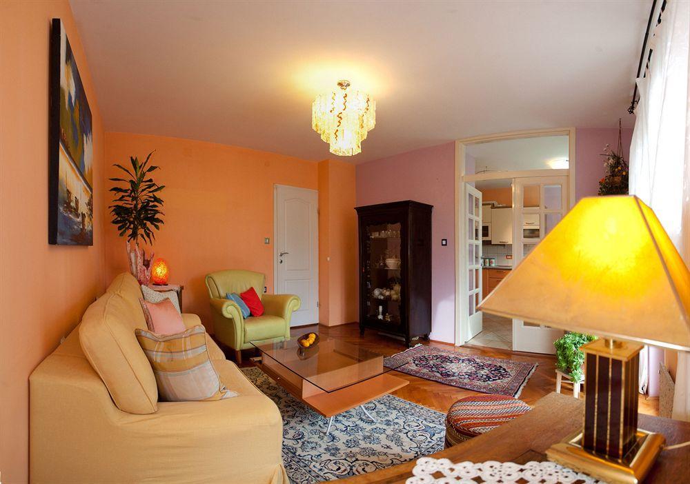 Cro Jet Set Apartments Split Exterior foto