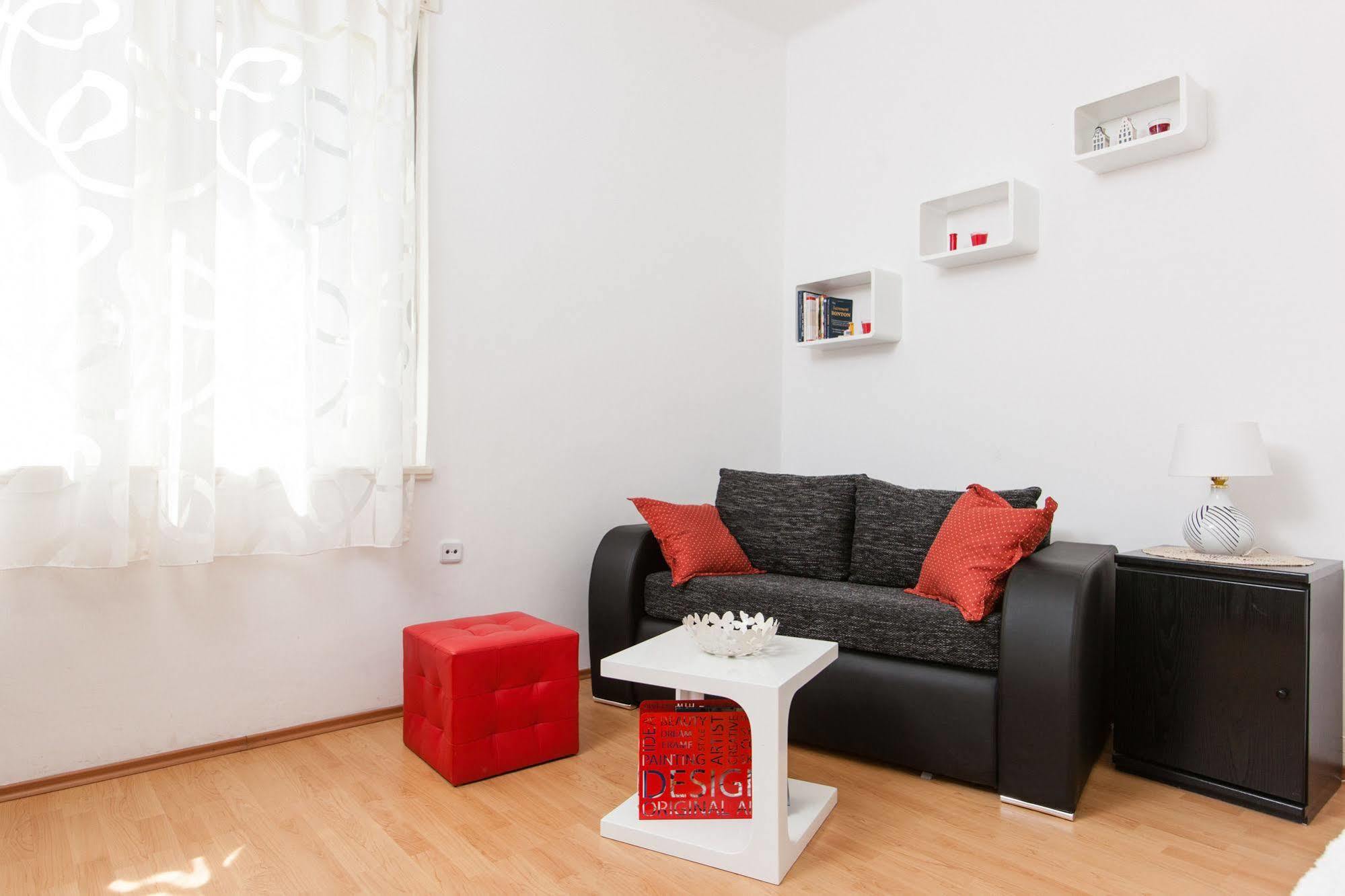 Cro Jet Set Apartments Split Exterior foto